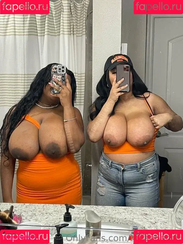 Gabrielle Logan / https: / loganberry_ / thebigtitwitch Onlyfans Photo Gallery 