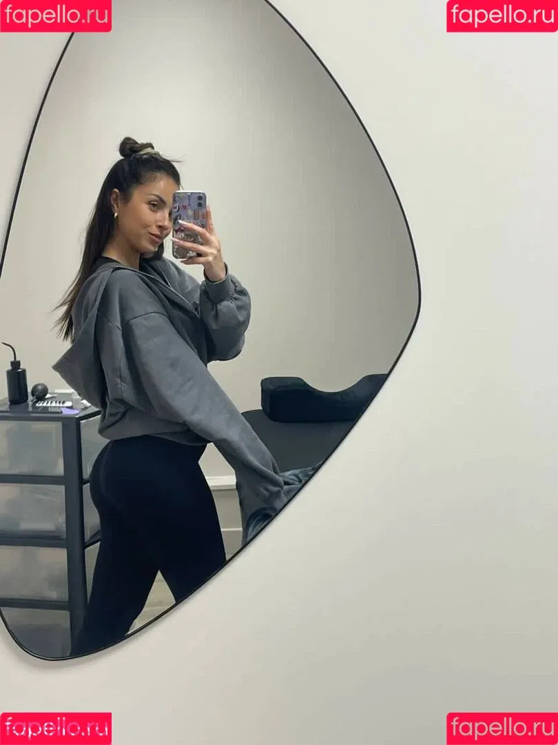julia.amareno / juliaamareno Onlyfans Photo Gallery 