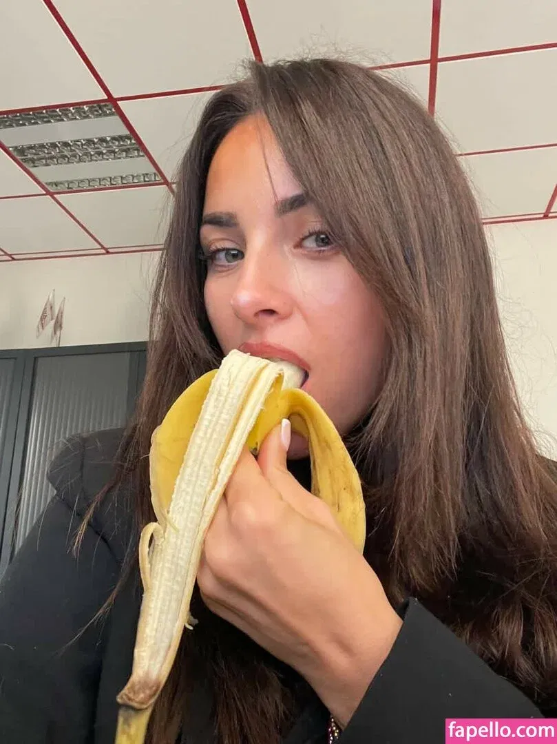 julia.amareno / juliaamareno Onlyfans Photo Gallery 