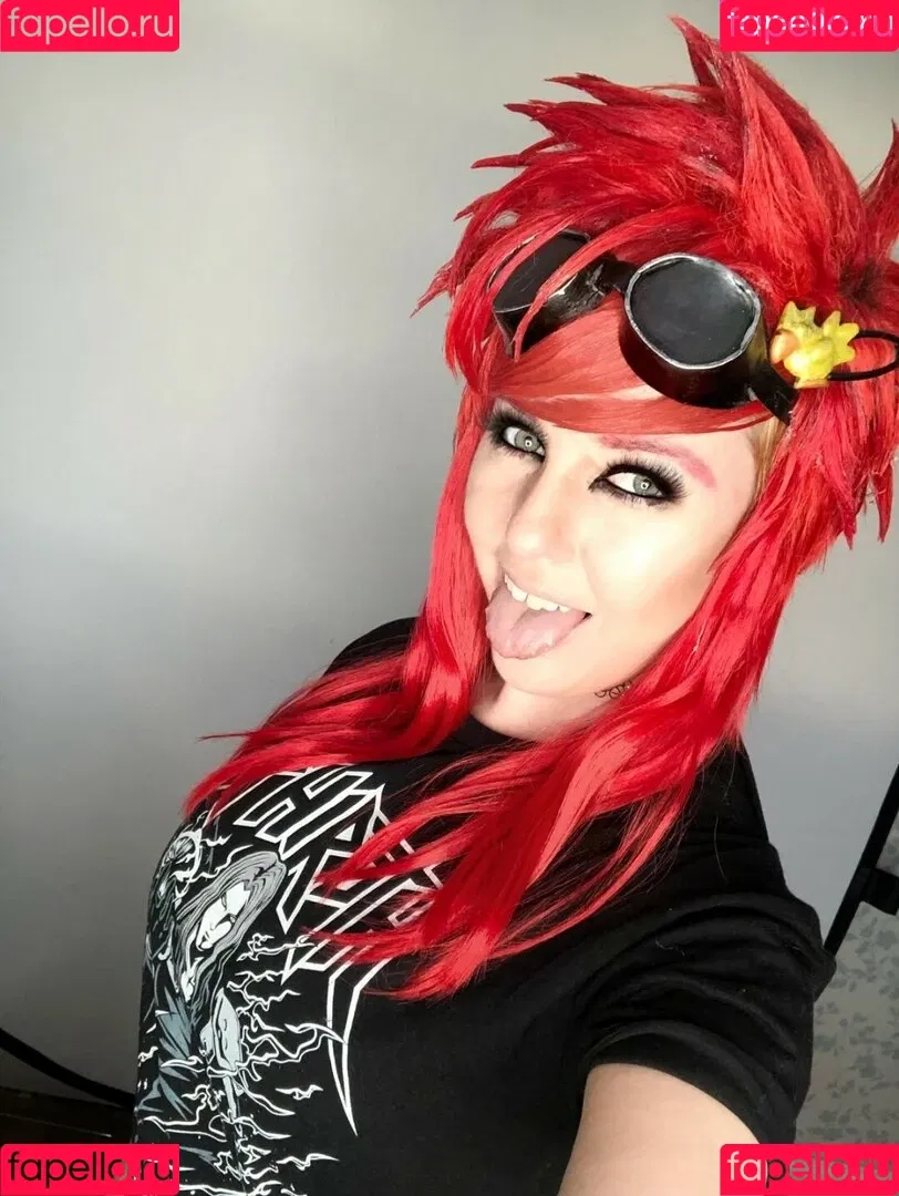 LisaLouPatreon / LisaLouWho / lisalouwhoxoxo Onlyfans Photo Gallery 
