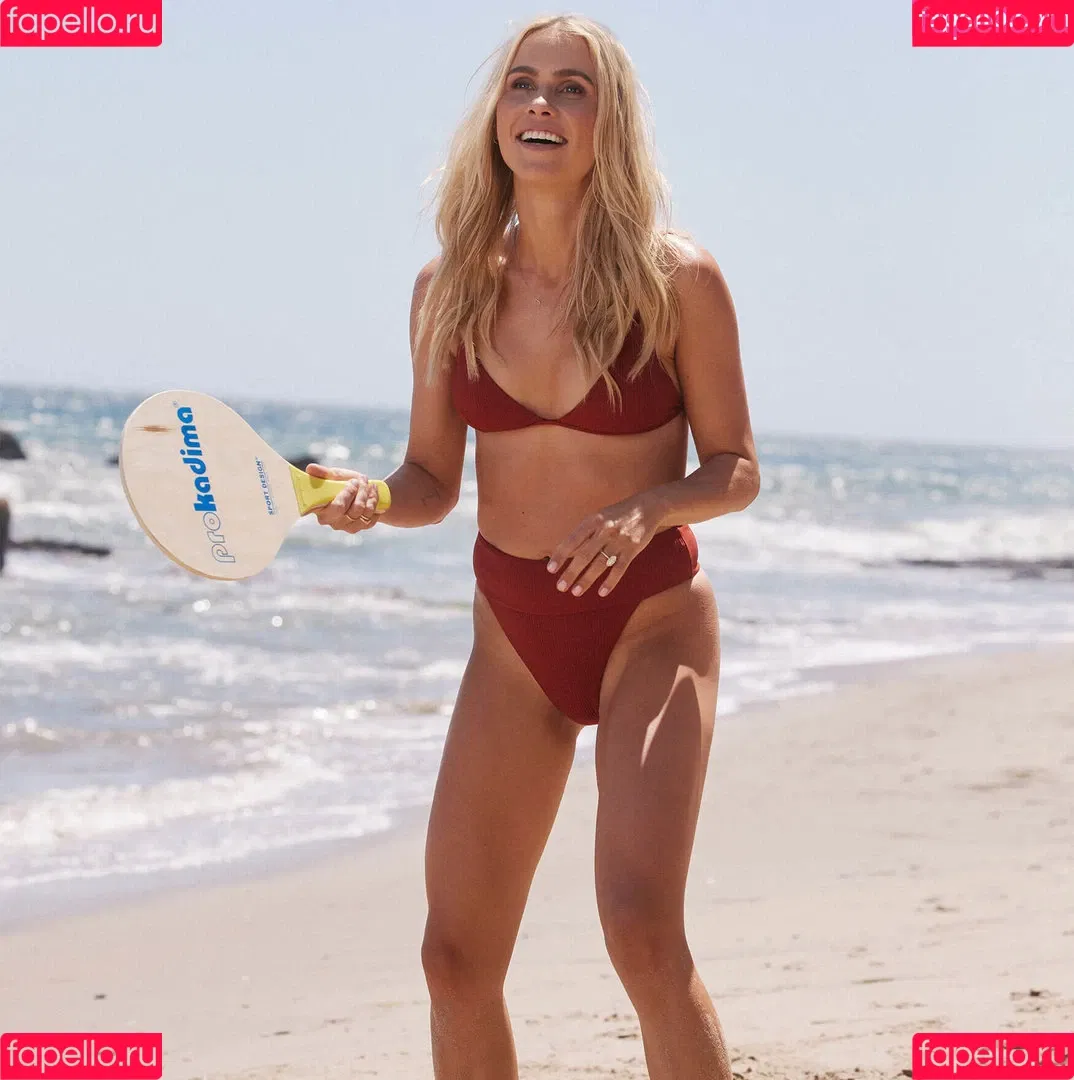 Claire Holt / claireholt Onlyfans Photo Gallery 