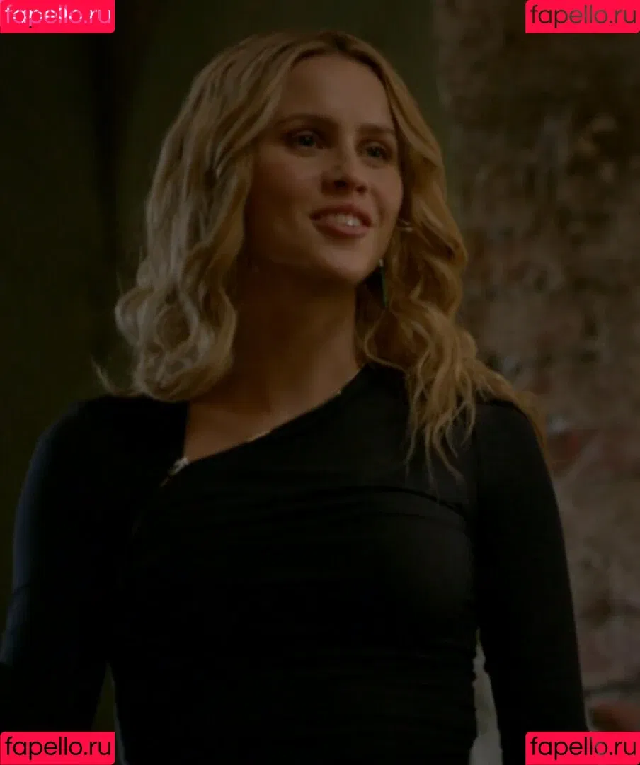 Claire Holt / claireholt Onlyfans Photo Gallery 