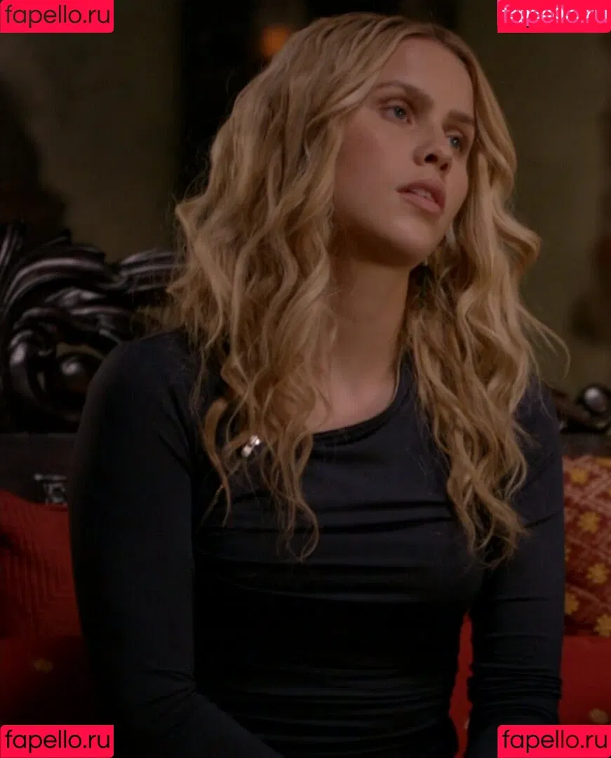 Claire Holt / claireholt Onlyfans Photo Gallery 