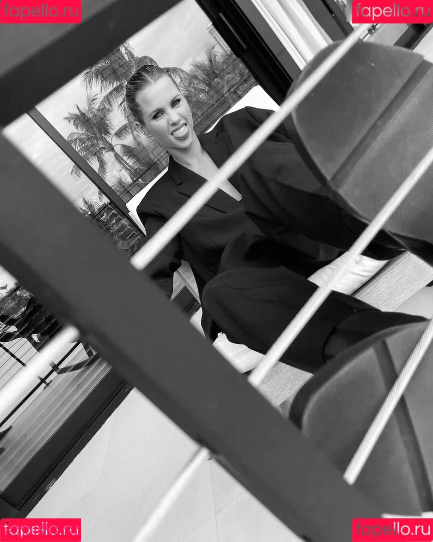 Claire Holt / claireholt Onlyfans Photo Gallery 