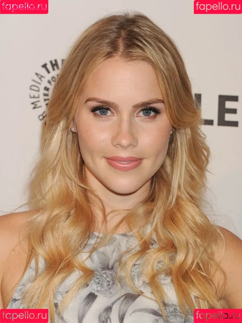 Claire Holt / claireholt Onlyfans Photo Gallery 