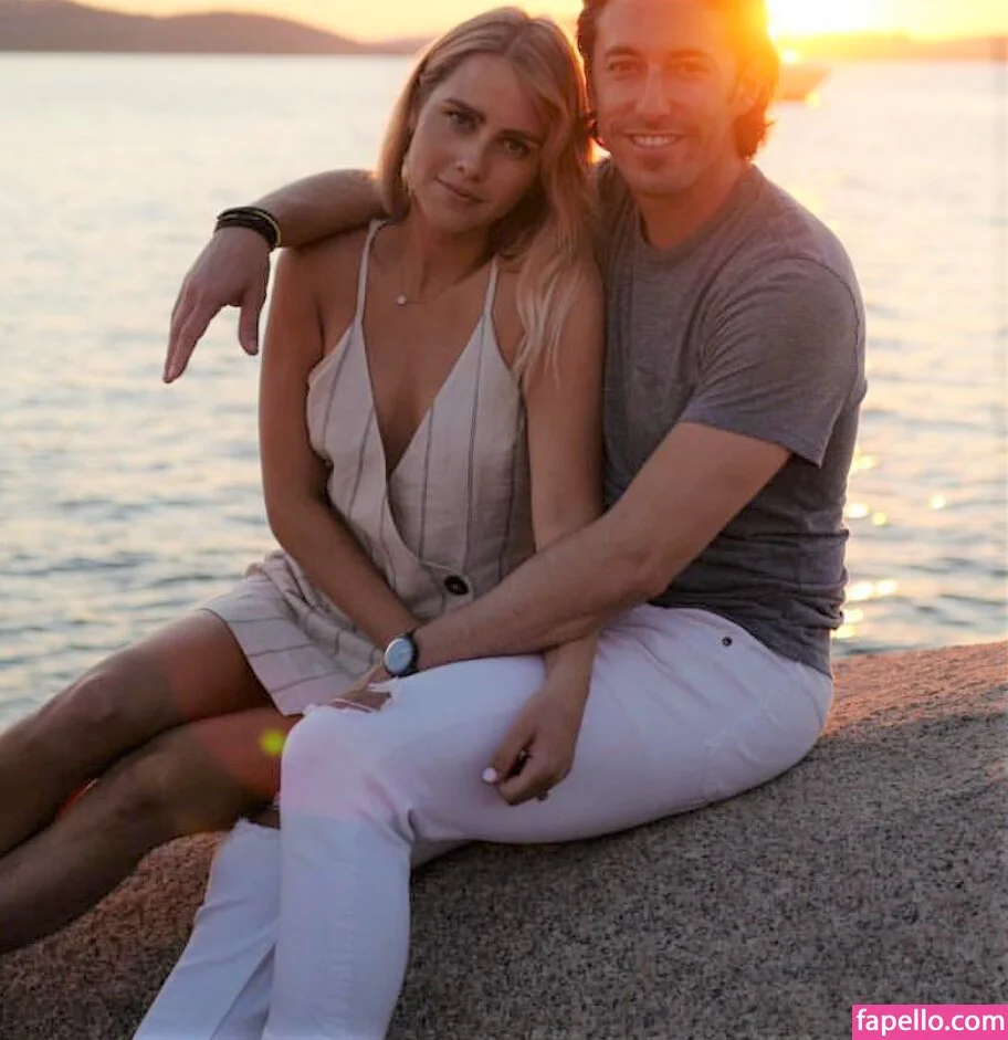 Claire Holt / claireholt Onlyfans Photo Gallery 