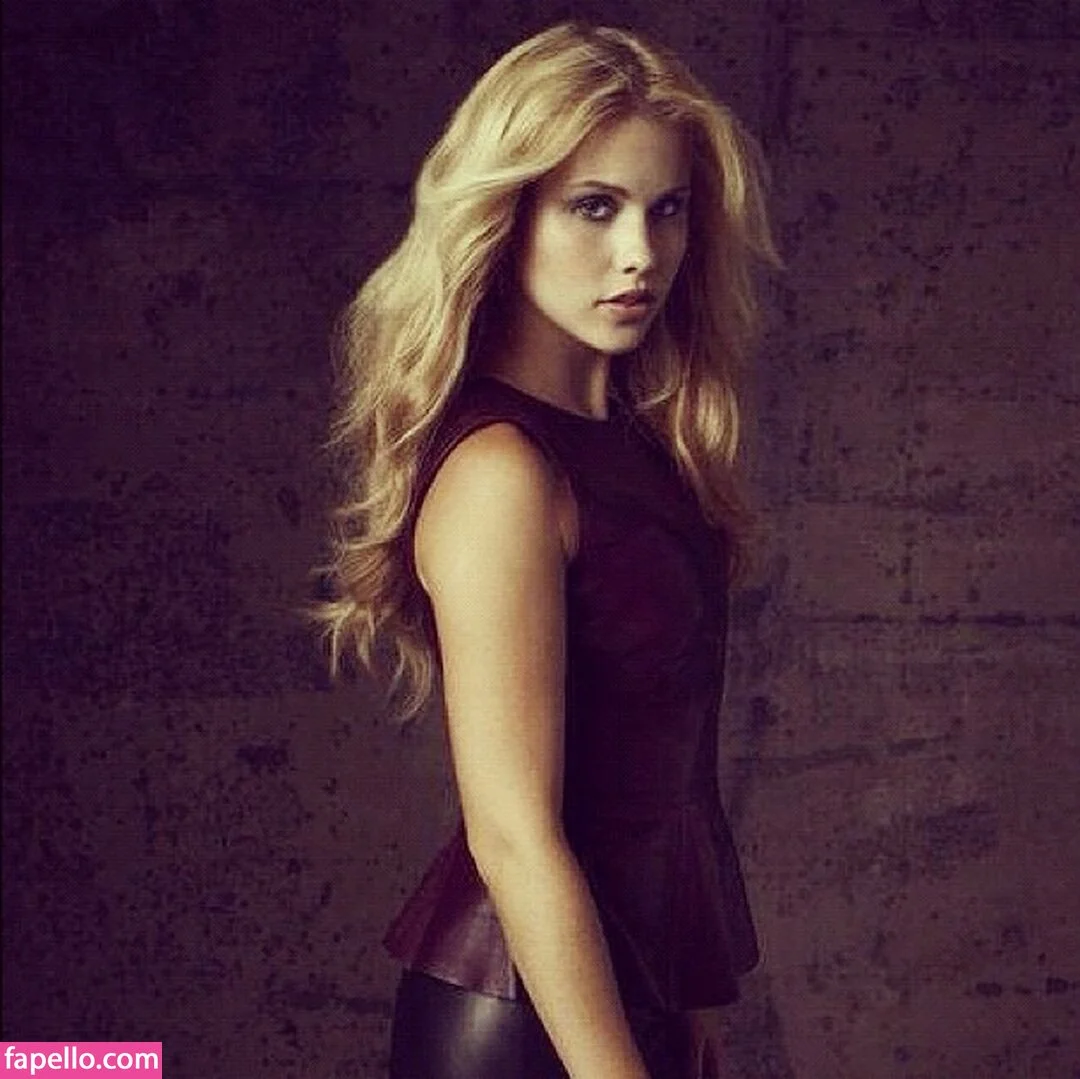 Claire Holt / claireholt Onlyfans Photo Gallery 