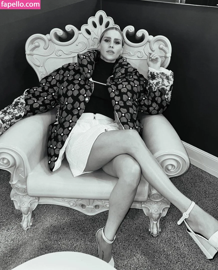 Claire Holt / claireholt Onlyfans Photo Gallery 