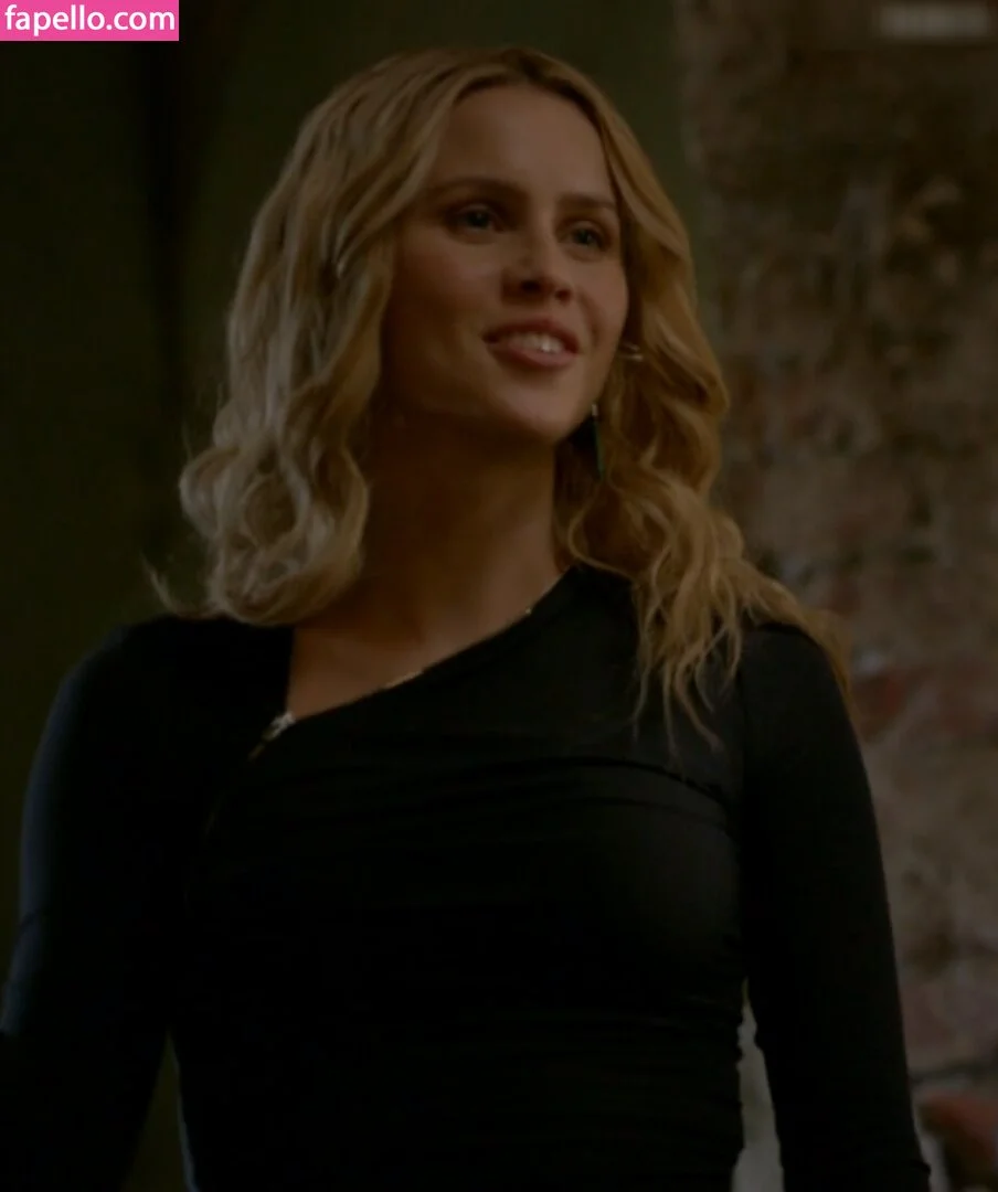 Claire Holt / claireholt Onlyfans Photo Gallery 