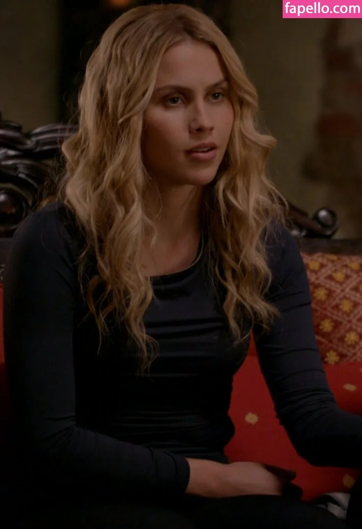 Claire Holt / claireholt Onlyfans Photo Gallery 