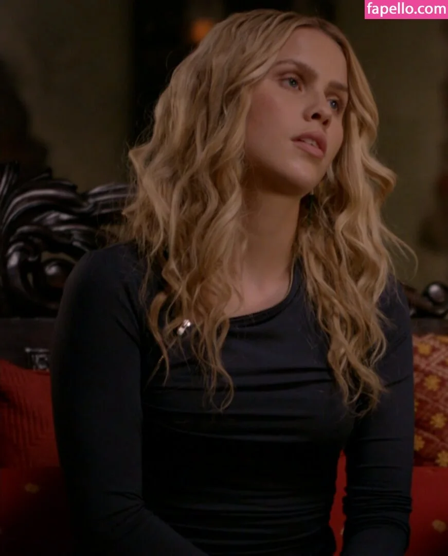 Claire Holt / claireholt Onlyfans Photo Gallery 