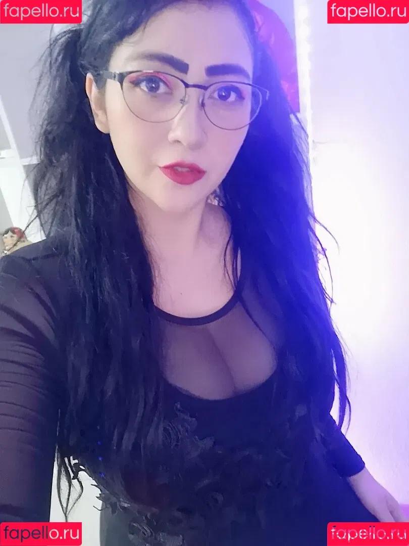 Viryd / Viryd in the mirror / Virydinthemirror Onlyfans Photo Gallery 