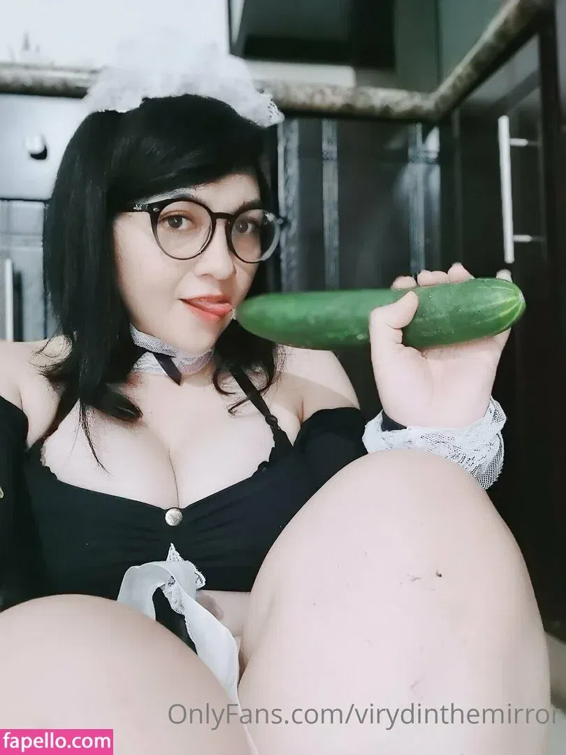 Viryd / Viryd in the mirror / Virydinthemirror Onlyfans Photo Gallery 