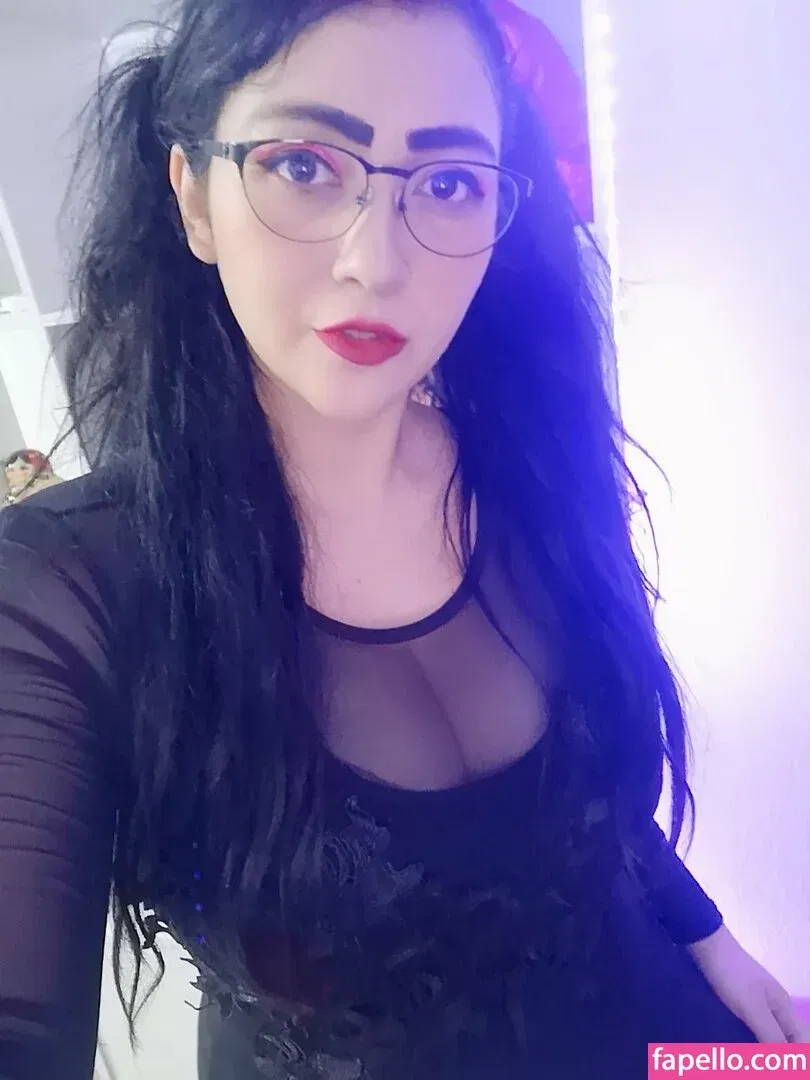 Viryd / Viryd in the mirror / Virydinthemirror Onlyfans Photo Gallery 