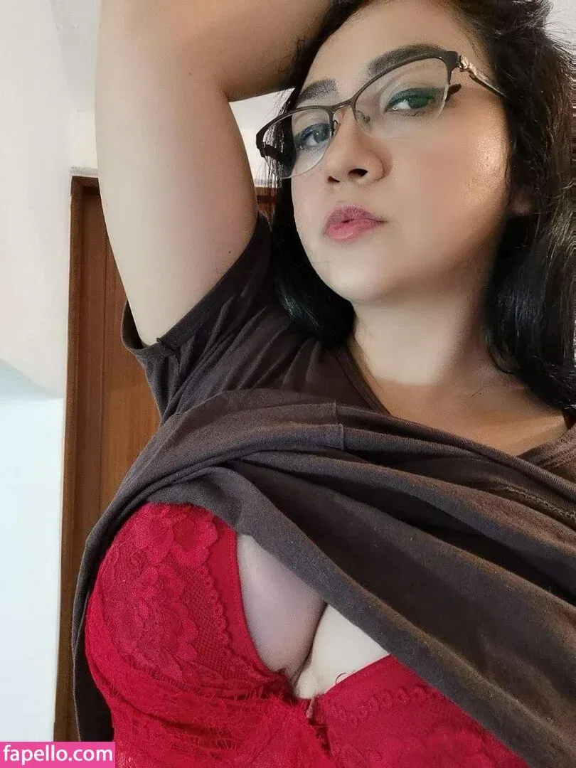 Viryd / Viryd in the mirror / Virydinthemirror Onlyfans Photo Gallery 