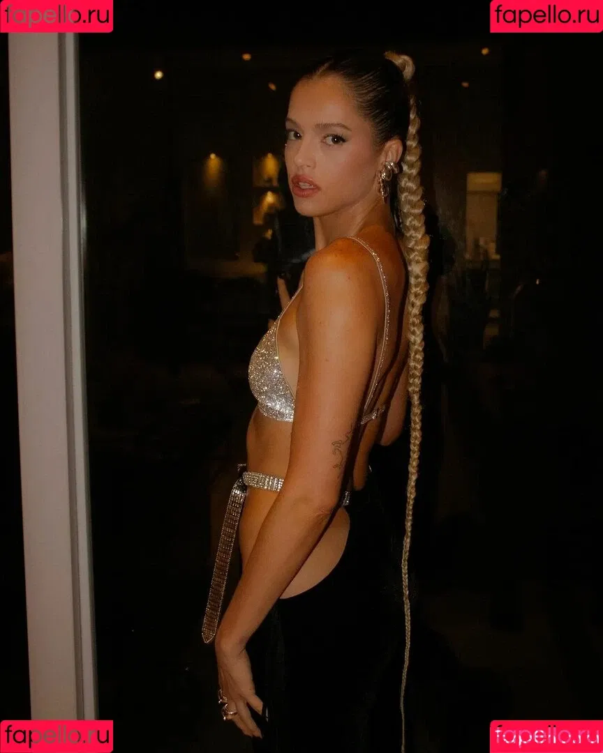 Agatha Moreira / agatha_paris22 / agathaamoreiraa Onlyfans Photo Gallery 