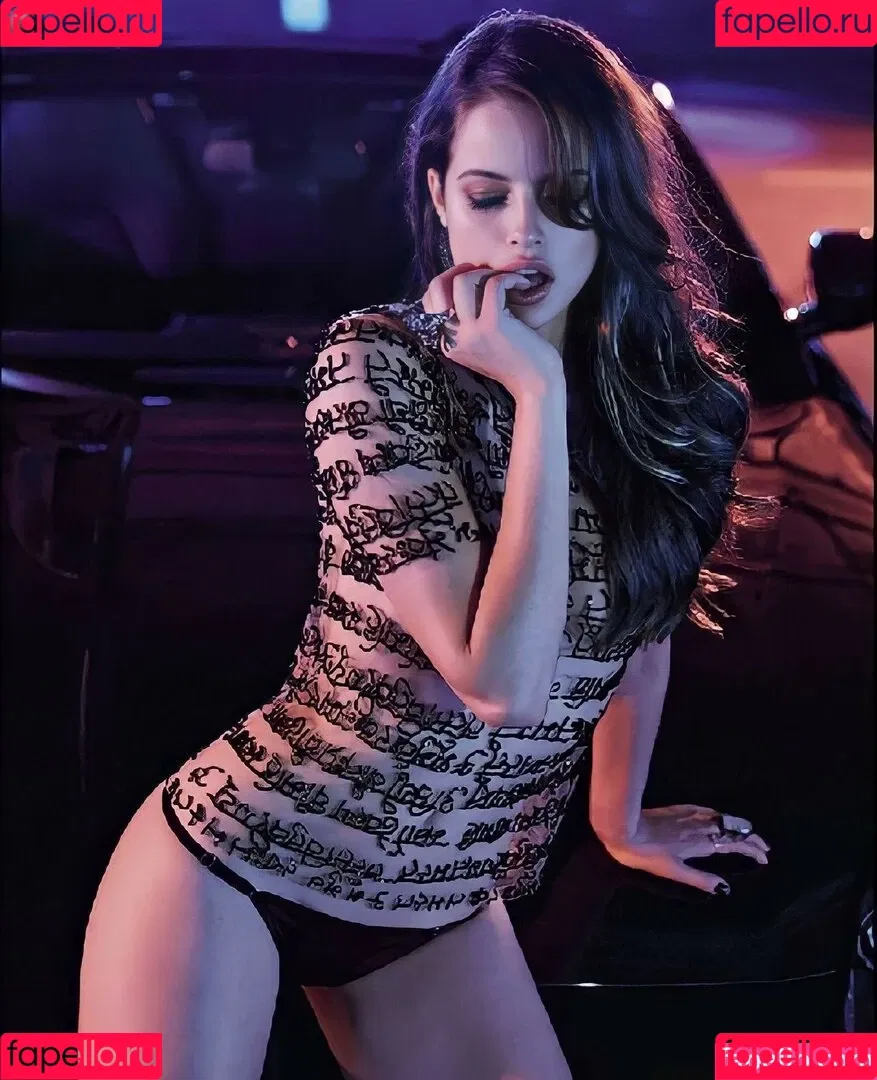 Agatha Moreira / agatha_paris22 / agathaamoreiraa Onlyfans Photo Gallery 