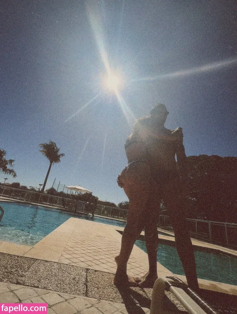 Agatha Moreira / agatha_paris22 / agathaamoreiraa Onlyfans Photo Gallery 