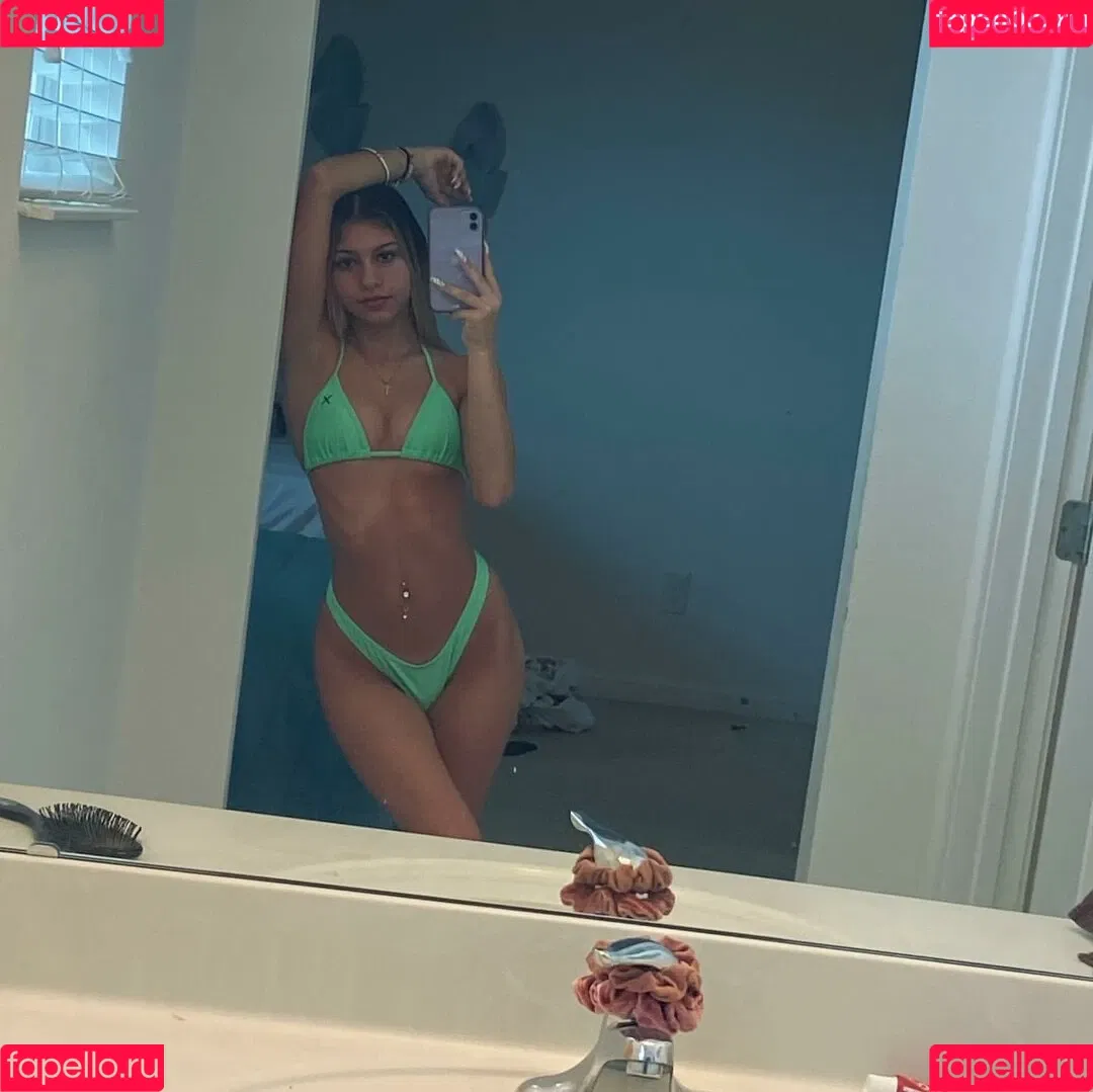 Carlie Marie / carlie_marie / carlieeemarieee / carlieemarieee / https: Onlyfans Photo Gallery 
