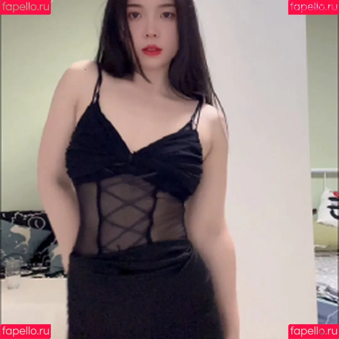 moliwushe.com / noey_yanisa / yingxiu.xyz / yingxiu__ Onlyfans Photo Gallery 