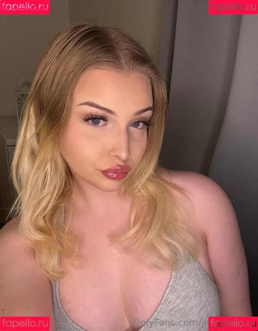 jjeminajulia Onlyfans Photo Gallery 