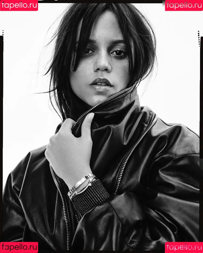 Jenna Ortega / Page / jennaortega / ortega_jenna Onlyfans Photo Gallery 