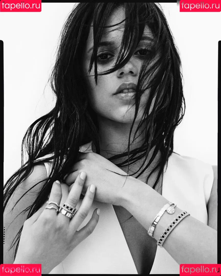 Jenna Ortega / Page / jennaortega / ortega_jenna Onlyfans Photo Gallery 