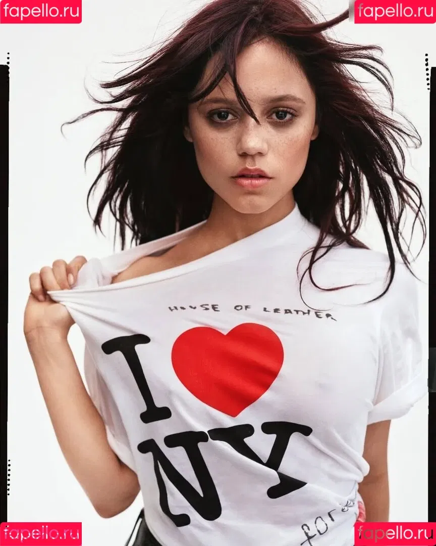 Jenna Ortega / Page / jennaortega / ortega_jenna Onlyfans Photo Gallery 