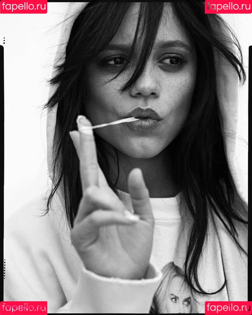 Jenna Ortega / Page / jennaortega / ortega_jenna Onlyfans Photo Gallery 