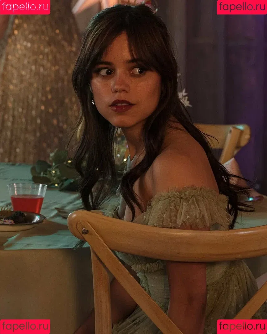Jenna Ortega / Page / jennaortega / ortega_jenna Onlyfans Photo Gallery 