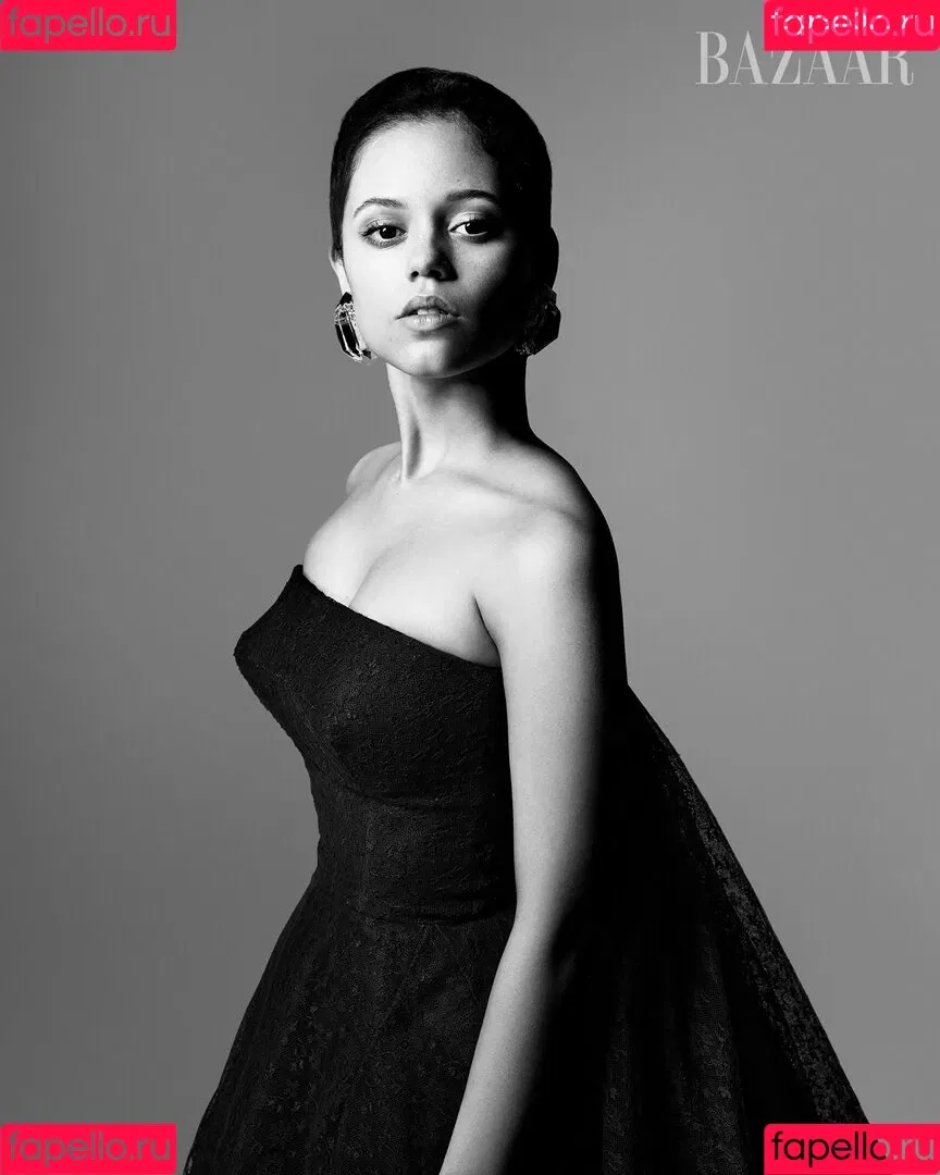 Jenna Ortega / Page / jennaortega / ortega_jenna Onlyfans Photo Gallery 