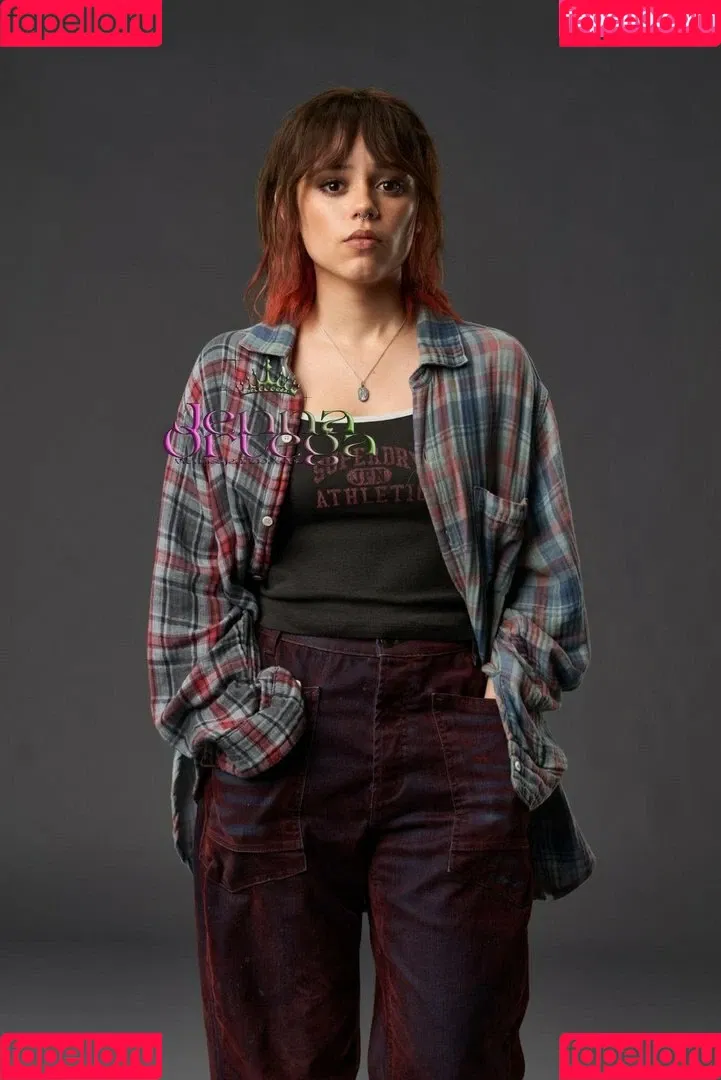 Jenna Ortega / Page / jennaortega / ortega_jenna Onlyfans Photo Gallery 