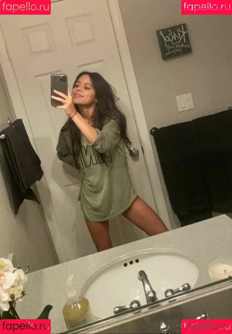 Jenna Ortega / Page / jennaortega / ortega_jenna Onlyfans Photo Gallery 