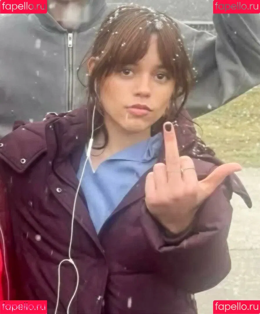 Jenna Ortega / Page / jennaortega / ortega_jenna Onlyfans Photo Gallery 