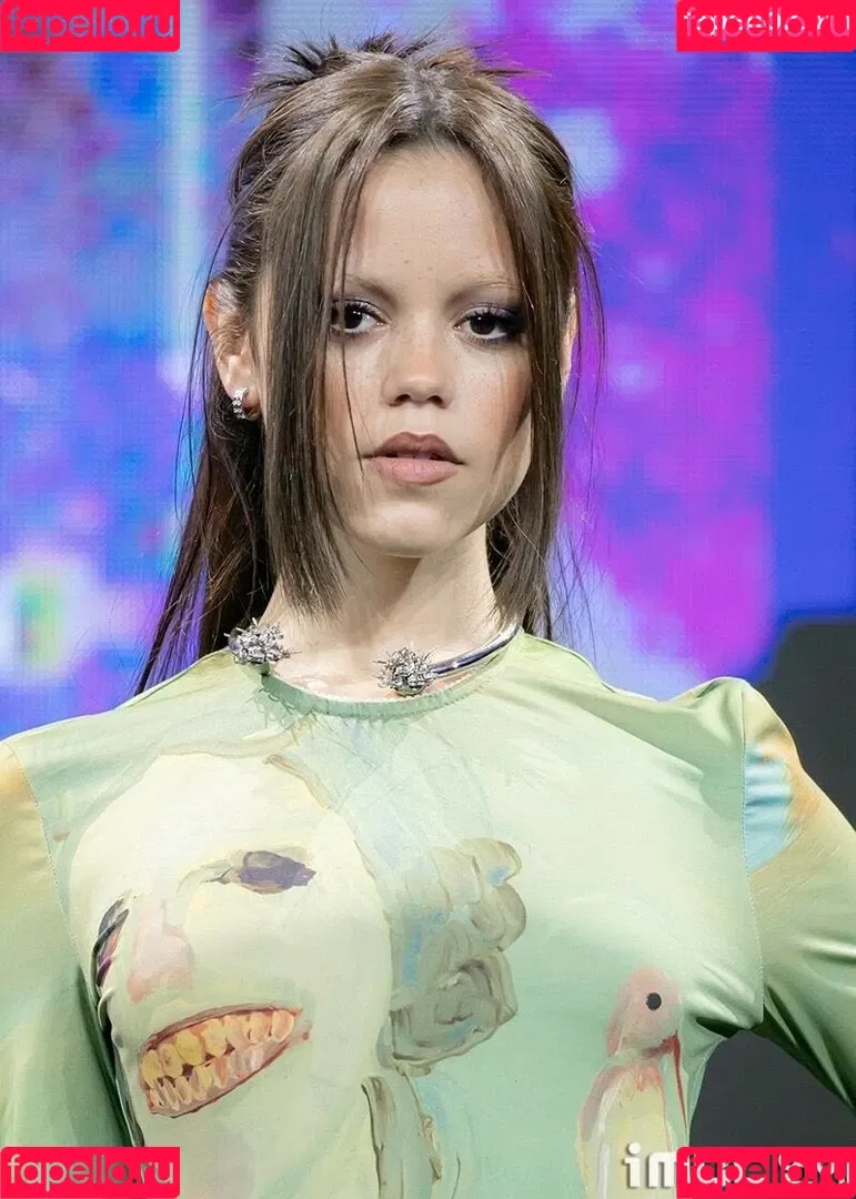 Jenna Ortega / Page / jennaortega / ortega_jenna Onlyfans Photo Gallery 