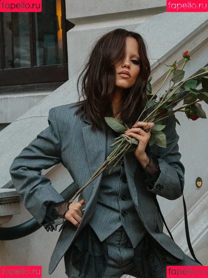 Jenna Ortega / Page / jennaortega / ortega_jenna Onlyfans Photo Gallery 