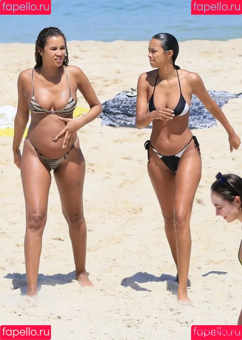 Lais Ribeiro / Lalaribeiro16 / girib / laisribeiro Onlyfans Photo Gallery 