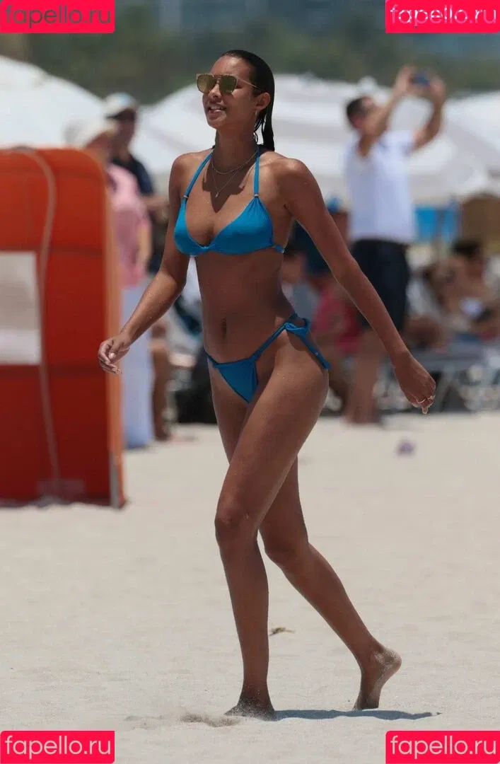 Lais Ribeiro / Lalaribeiro16 / girib / laisribeiro Onlyfans Photo Gallery 