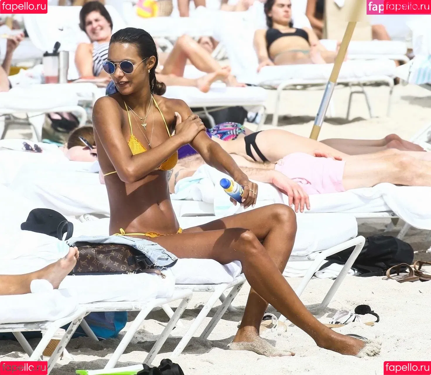 Lais Ribeiro / Lalaribeiro16 / girib / laisribeiro Onlyfans Photo Gallery 