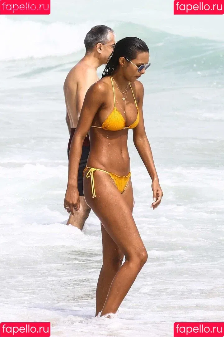 Lais Ribeiro / Lalaribeiro16 / girib / laisribeiro Onlyfans Photo Gallery 