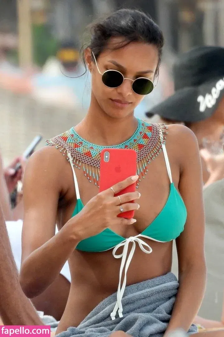 Lais Ribeiro / Lalaribeiro16 / girib / laisribeiro Onlyfans Photo Gallery 