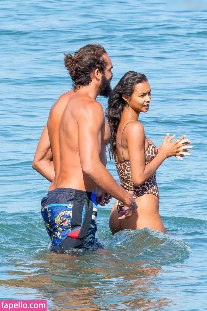 Lais Ribeiro / Lalaribeiro16 / girib / laisribeiro Onlyfans Photo Gallery 