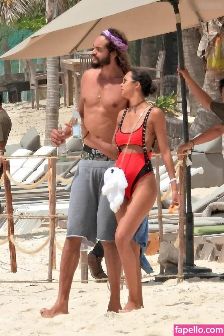 Lais Ribeiro / Lalaribeiro16 / girib / laisribeiro Onlyfans Photo Gallery 