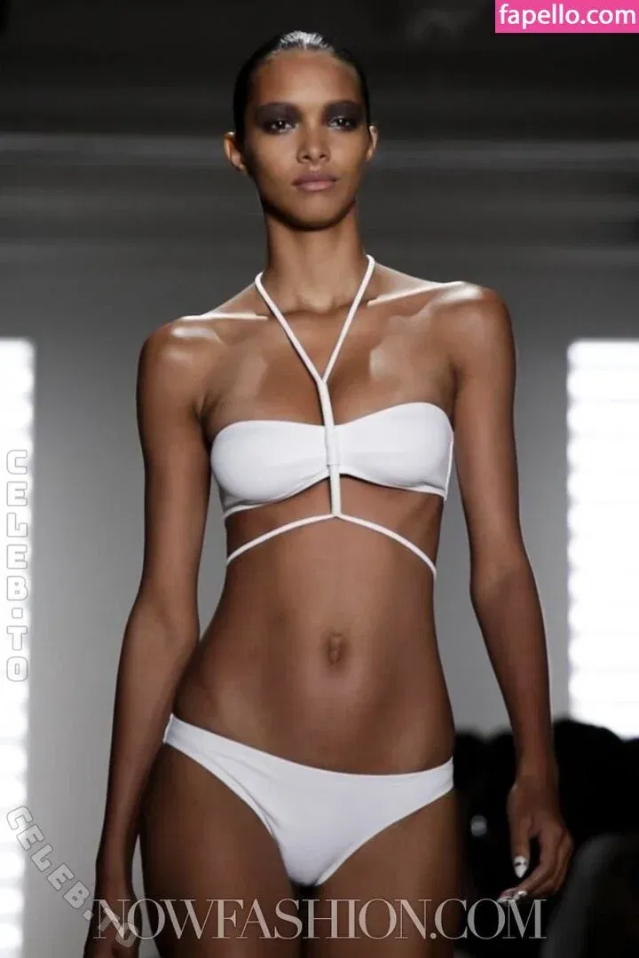 Lais Ribeiro / Lalaribeiro16 / girib / laisribeiro Onlyfans Photo Gallery 