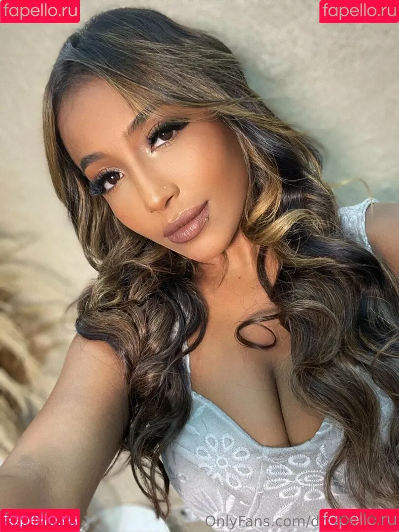 dreamymoli Onlyfans Photo Gallery 