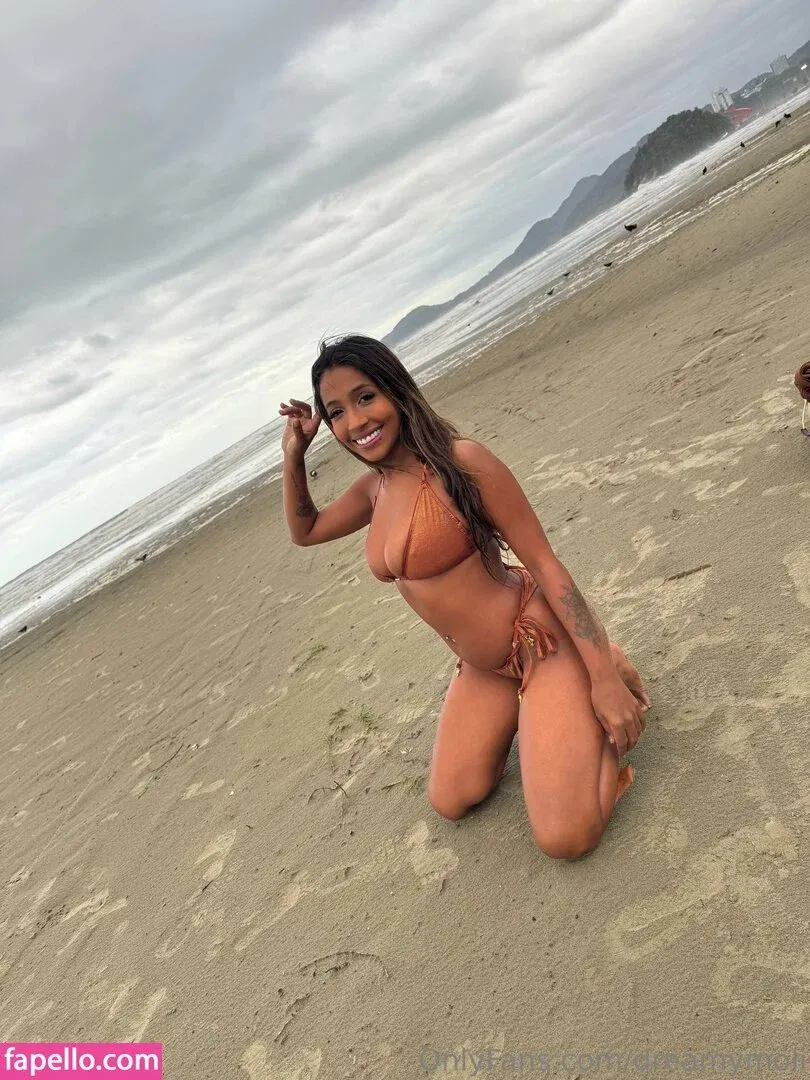 dreamymoli Onlyfans Photo Gallery 