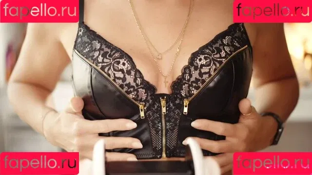 Gina Carla / GinaCarla Onlyfans Photo Gallery 