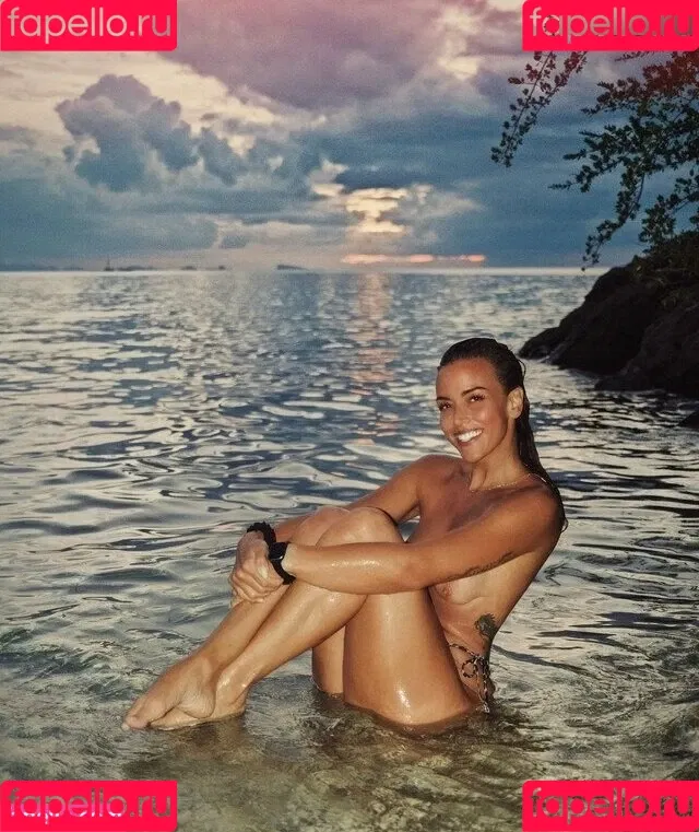 Gina Carla / GinaCarla Onlyfans Photo Gallery 