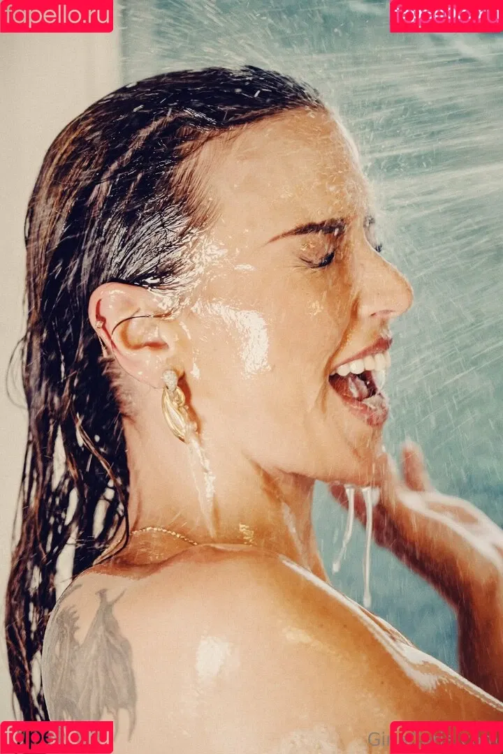 Gina Carla / GinaCarla Onlyfans Photo Gallery 