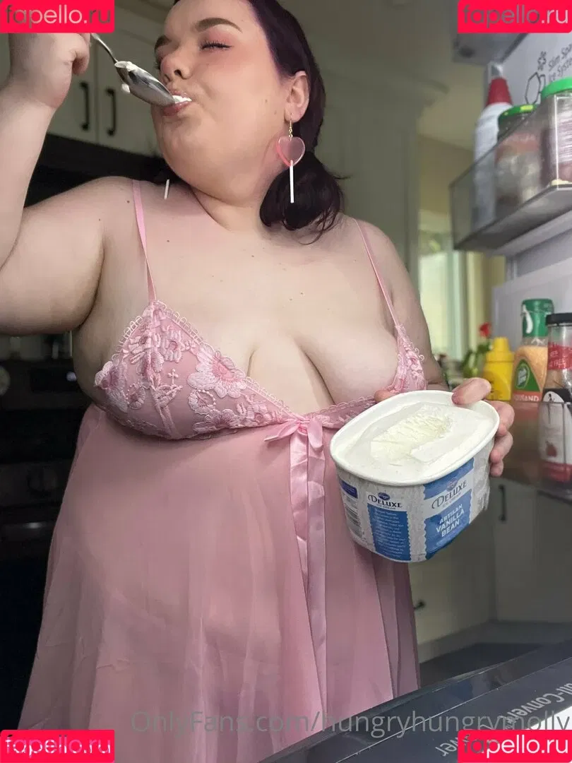 hungryhungrymolly / mollyhughes23 Onlyfans Photo Gallery 